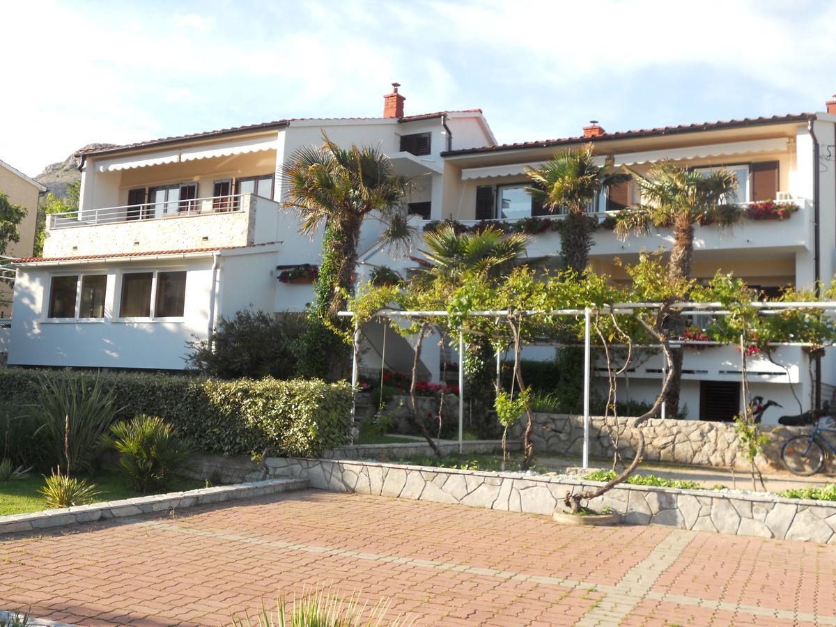Apartments Mihalic I Baska  Exterior photo